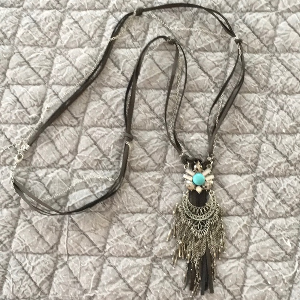 Women’s necklace